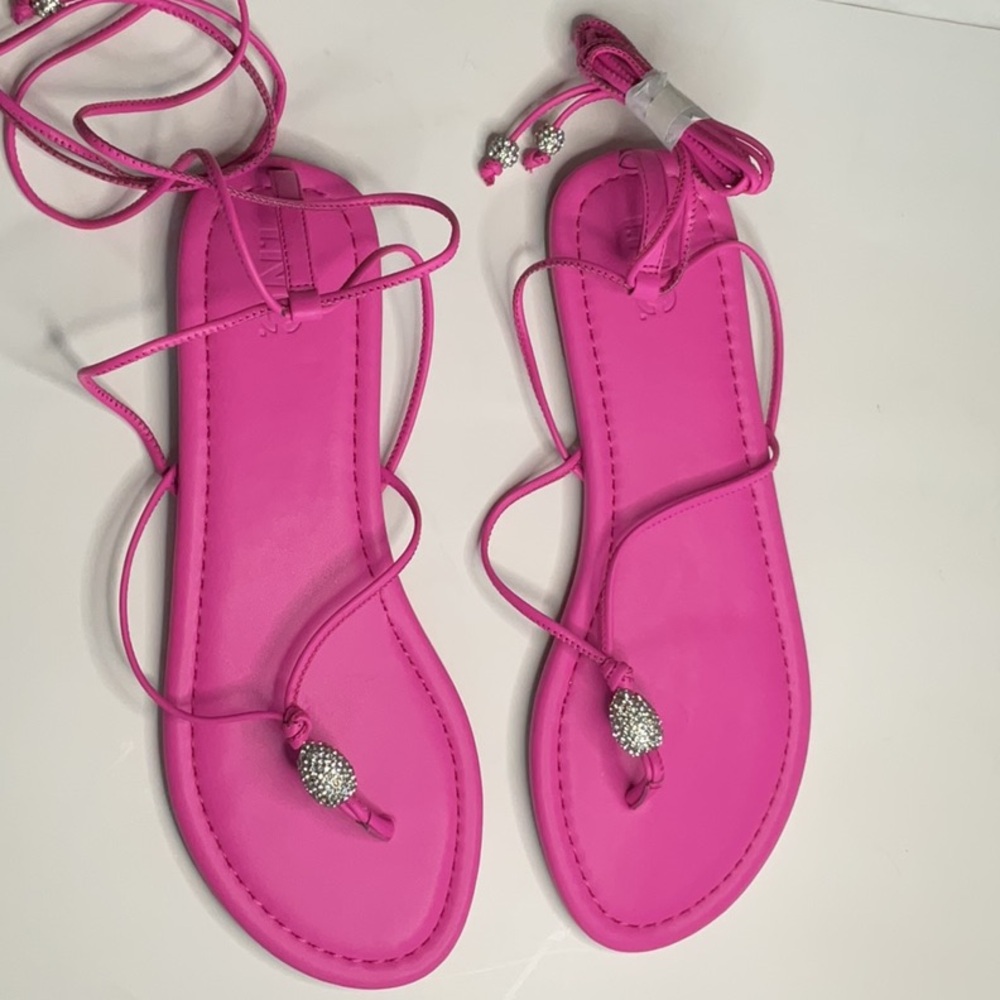 New! SANDALS BY I.N.C. EVERYTHING AUTHENTIC HOT PINK STRAPPY -TIE SANDALS